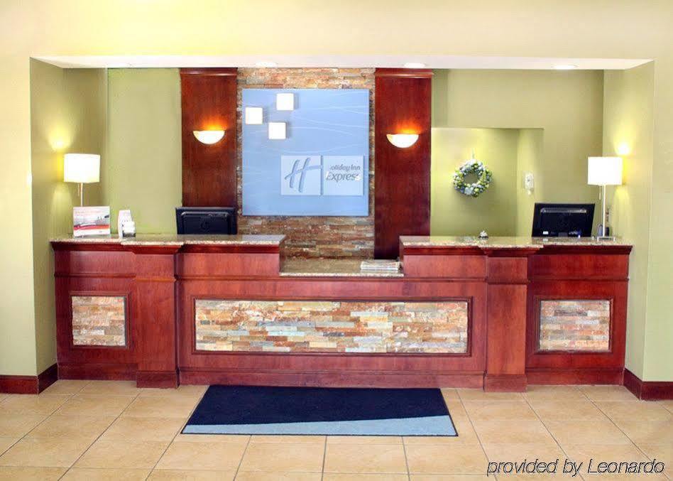 Holiday Inn Express Jamestown By Ihg Exterior photo